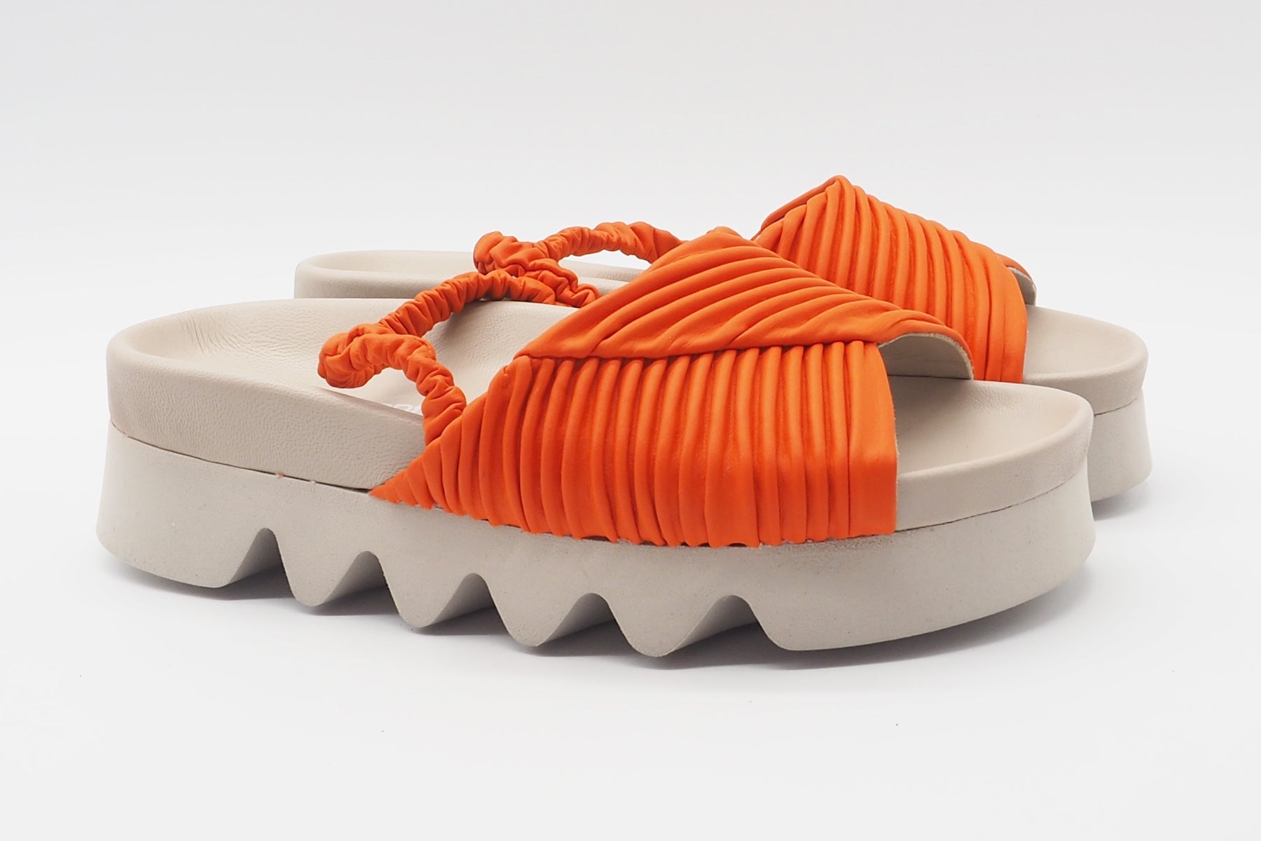 Plissierte Damen Sandale in Textil & Leder - mit Fußbett Damen Sandale Patrizia Bonfanti 