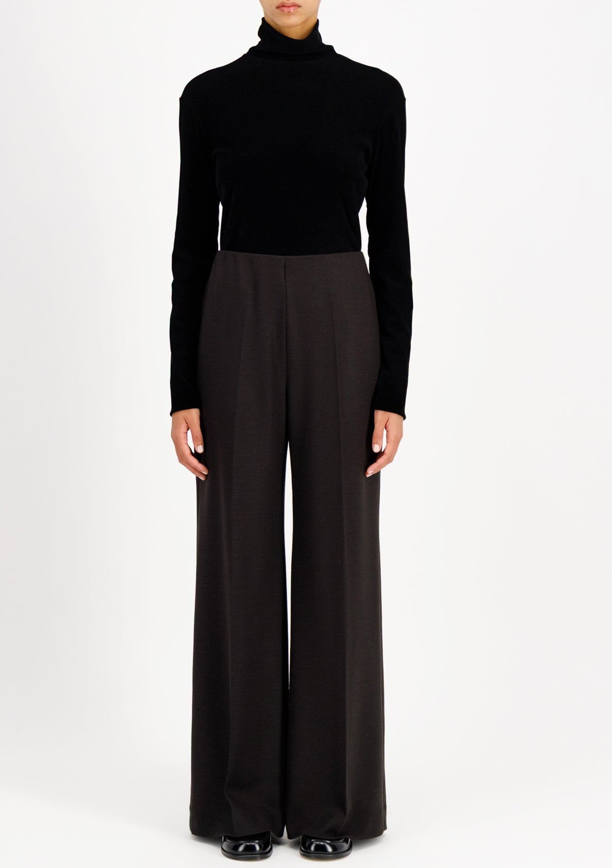 Position 7: Ausgestellte Damen Hose aus fließend weicher Merinowolle in Dunkelbraun Damen Hose Harris Wharf London 
