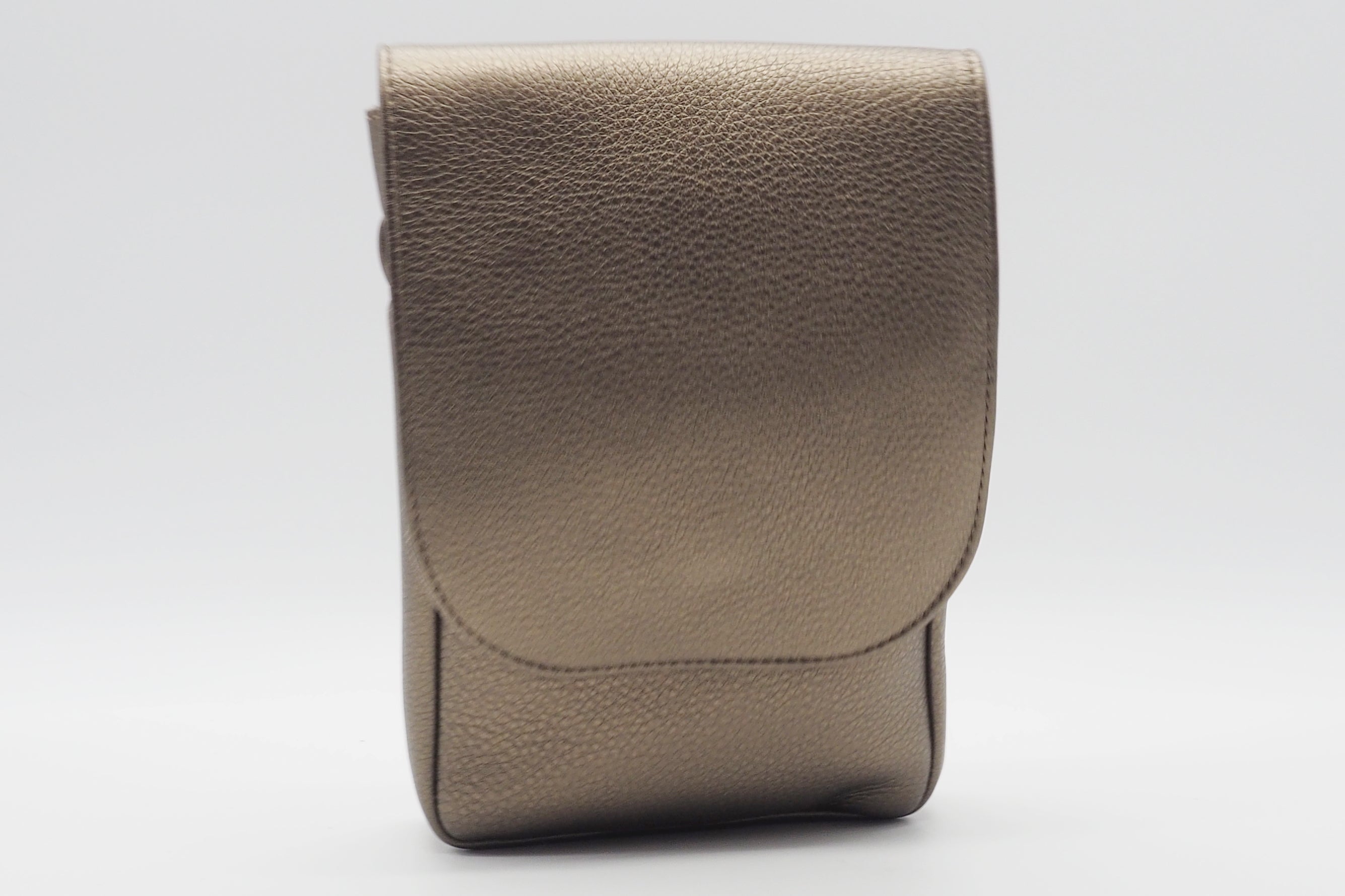 Praktische Crossbodytasche aus Metallicleder in Bronze - Adily Taschen Crossbody & Schultertaschen Arche 
