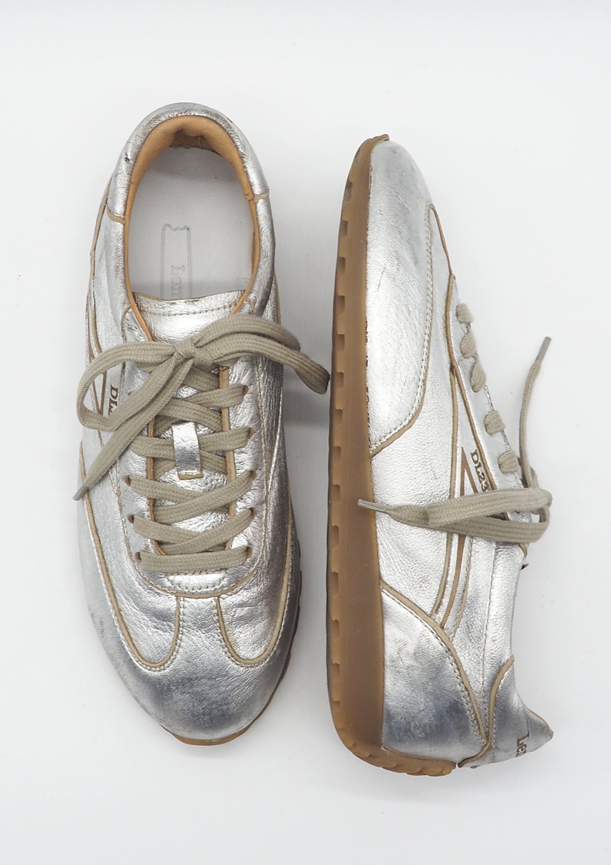 Retro Damen Sneaker aus Metallic-Leder in Silber Damen Sneaker Lemargo 
