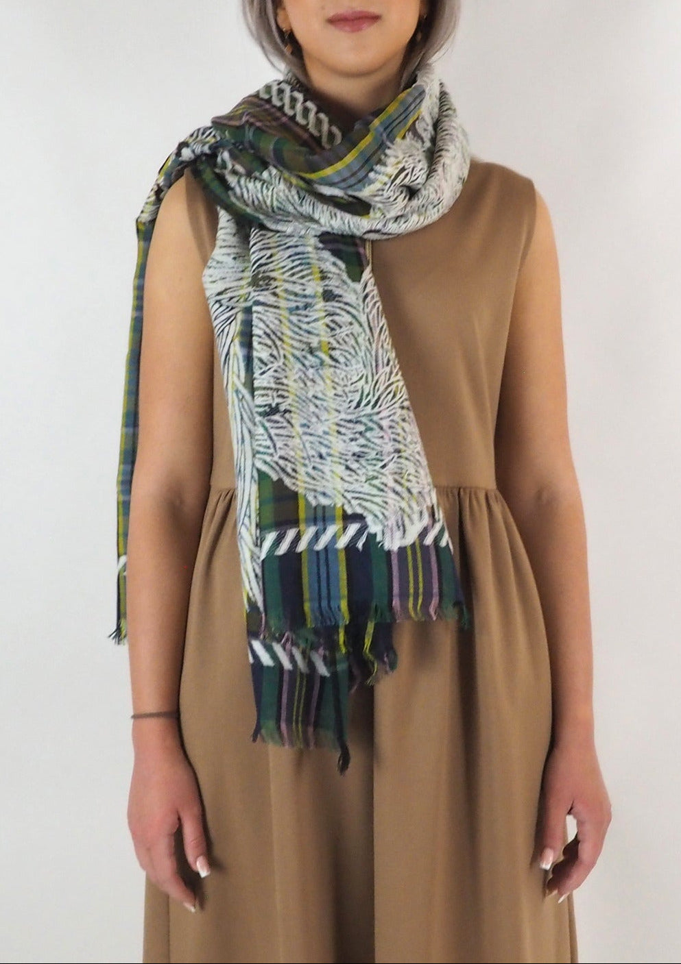 Schal aus Wolle & Baumwolle mit Hundemotiv in Khaki - Freddy Damen Accessoires Tücher & Schals Inoui E. 