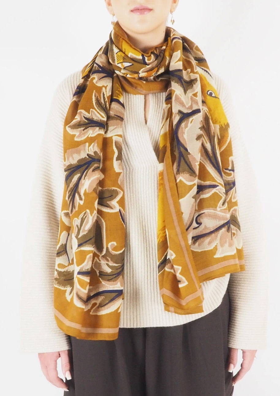 Schal aus Wolle mit einem Löwen & Fuchs in Gelb - Leonard Damen Accessoires Tücher & Schals Inoui E. 
