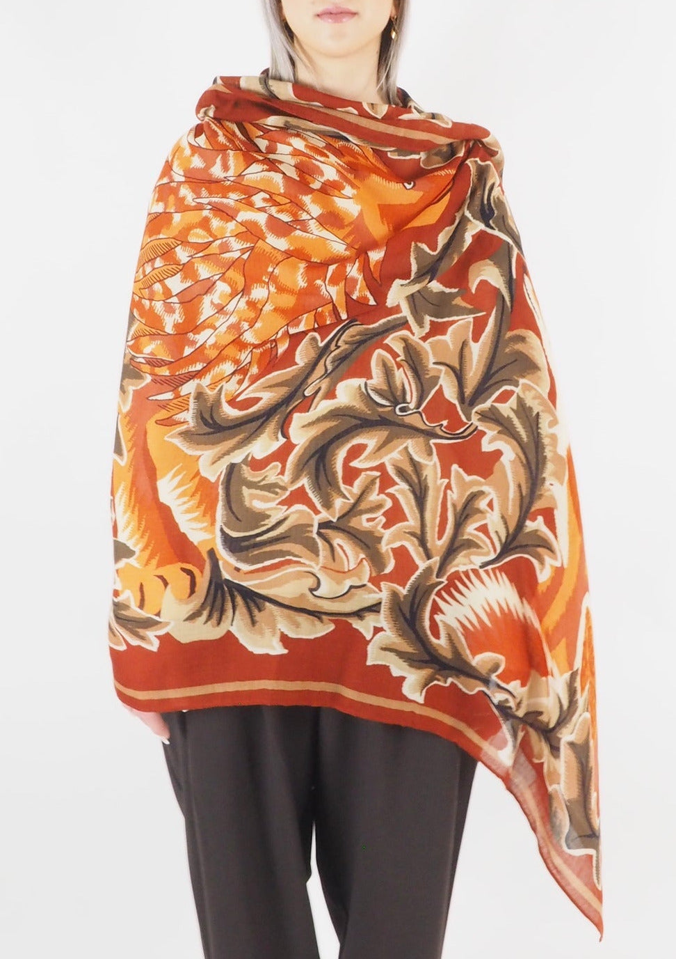 Schal aus Wolle mit einem Löwen & Fuchs in Orange - Leonard Damen Accessoires Tücher & Schals Inoui E. 