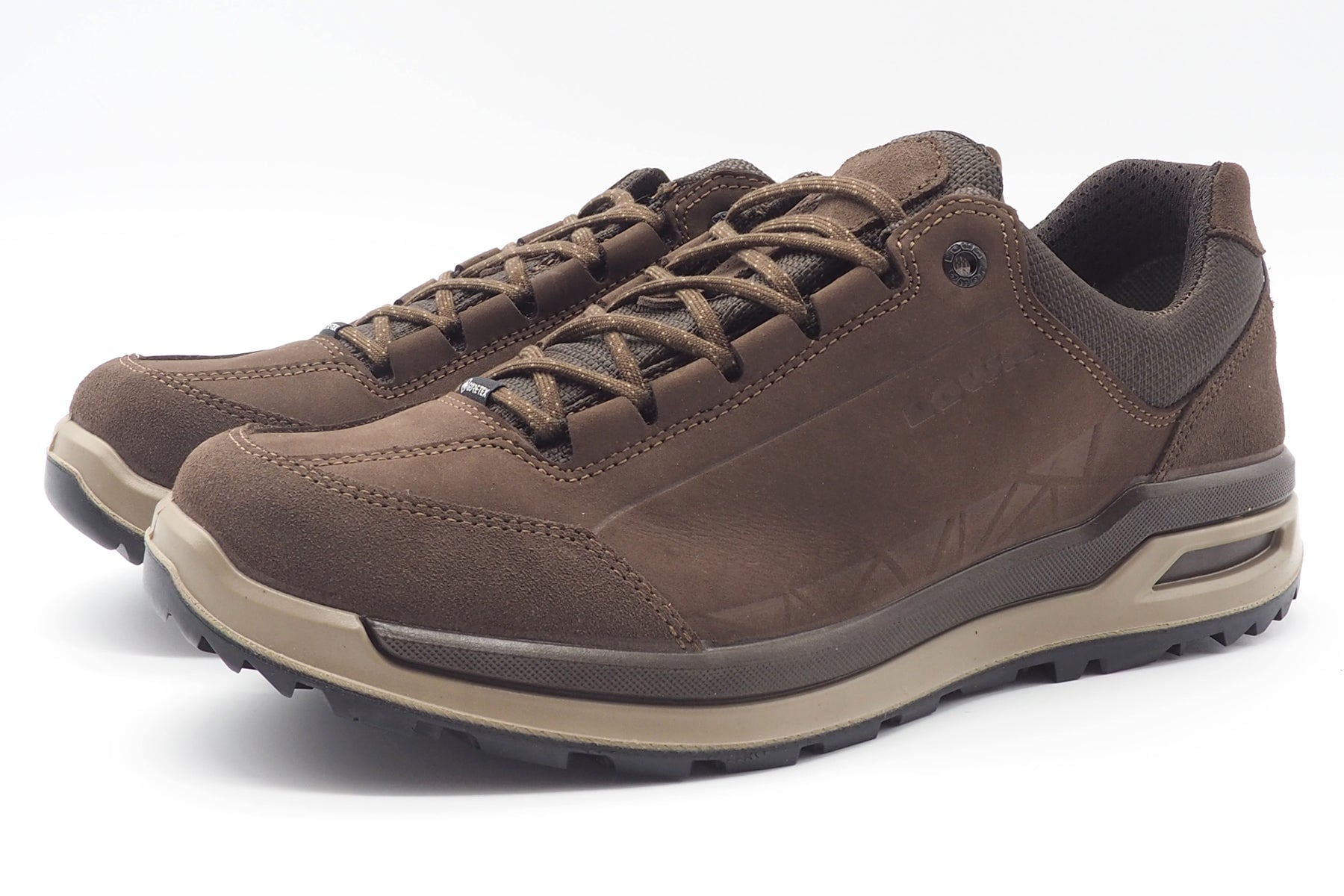 Stabiler Herrenhalbschuh aus Nubukleder in Braun - Wasserdicht - Bellagio GTX Herrem Sneaker Lowa 