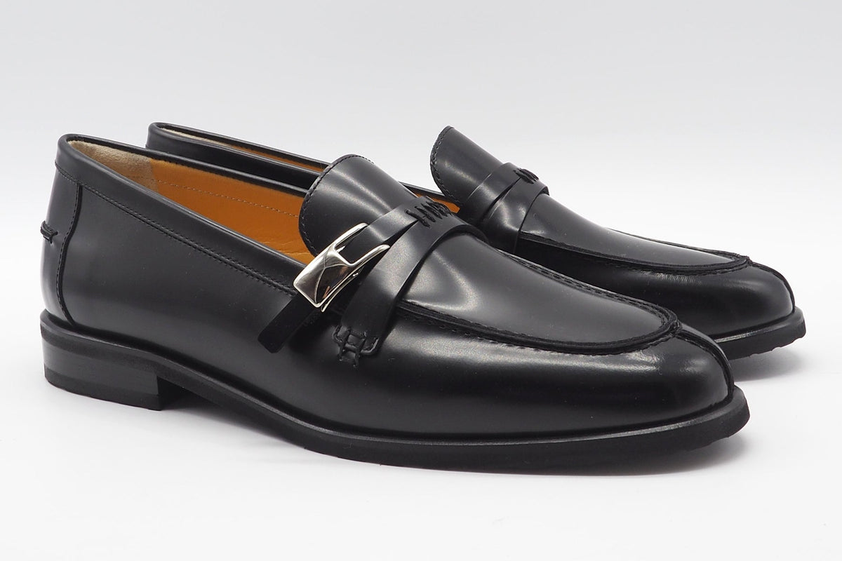 Stilvoller Damen Loafer aus softem Glanzeder in Schwarz mit edler Schnalle Damen Loafers & Schnürer Truman´s 