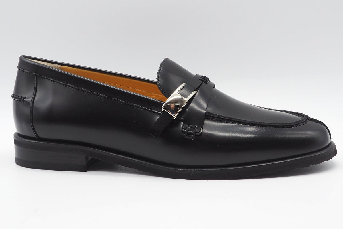 Stilvoller Damen Loafer aus softem Glanzeder in Schwarz mit edler Schnalle Damen Loafers & Schnürer Truman´s 