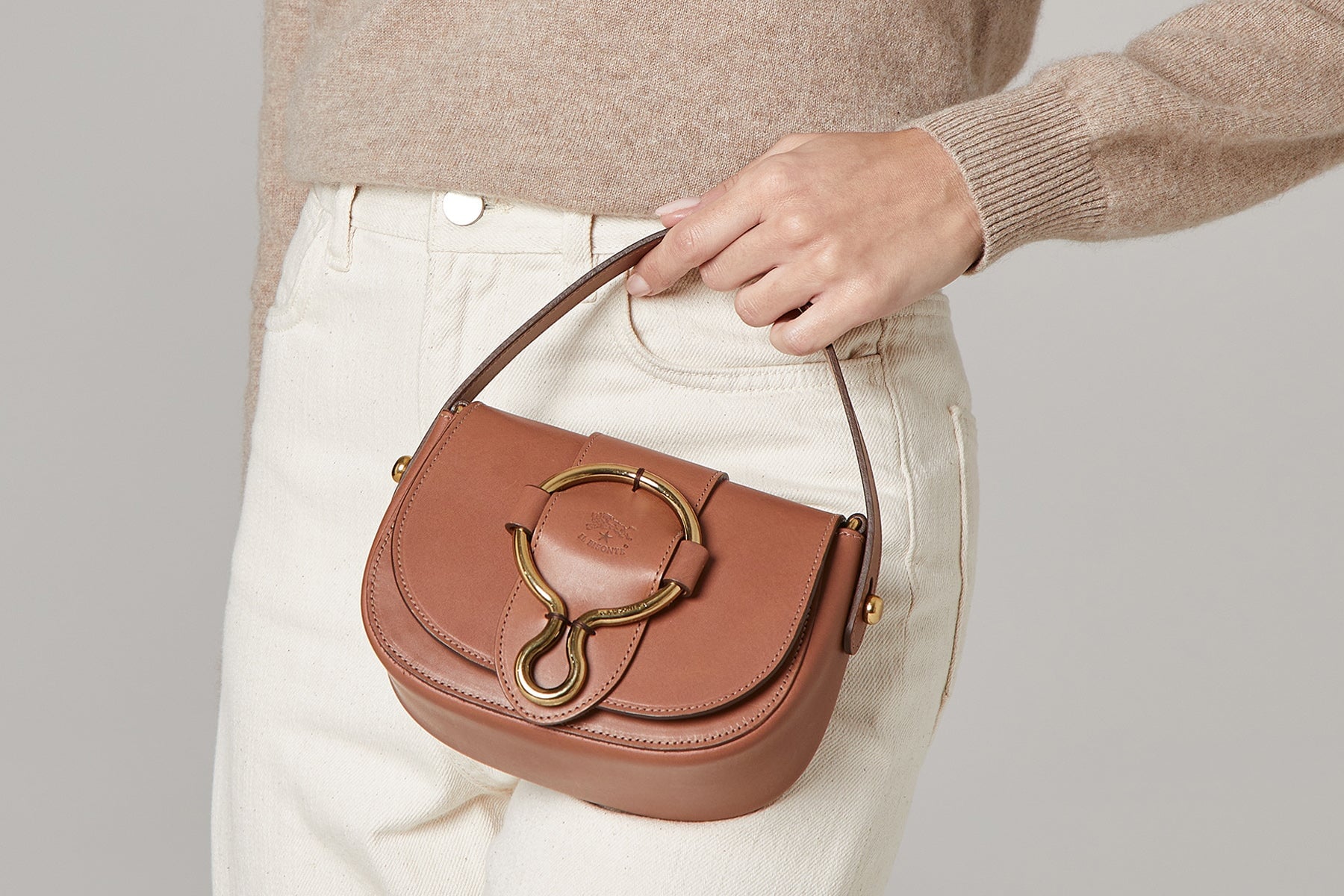 Stylische Crossbody-Bag aus Leder in Caramel - Loop Taschen Crossbody & Schultertaschen Il Bisonte 