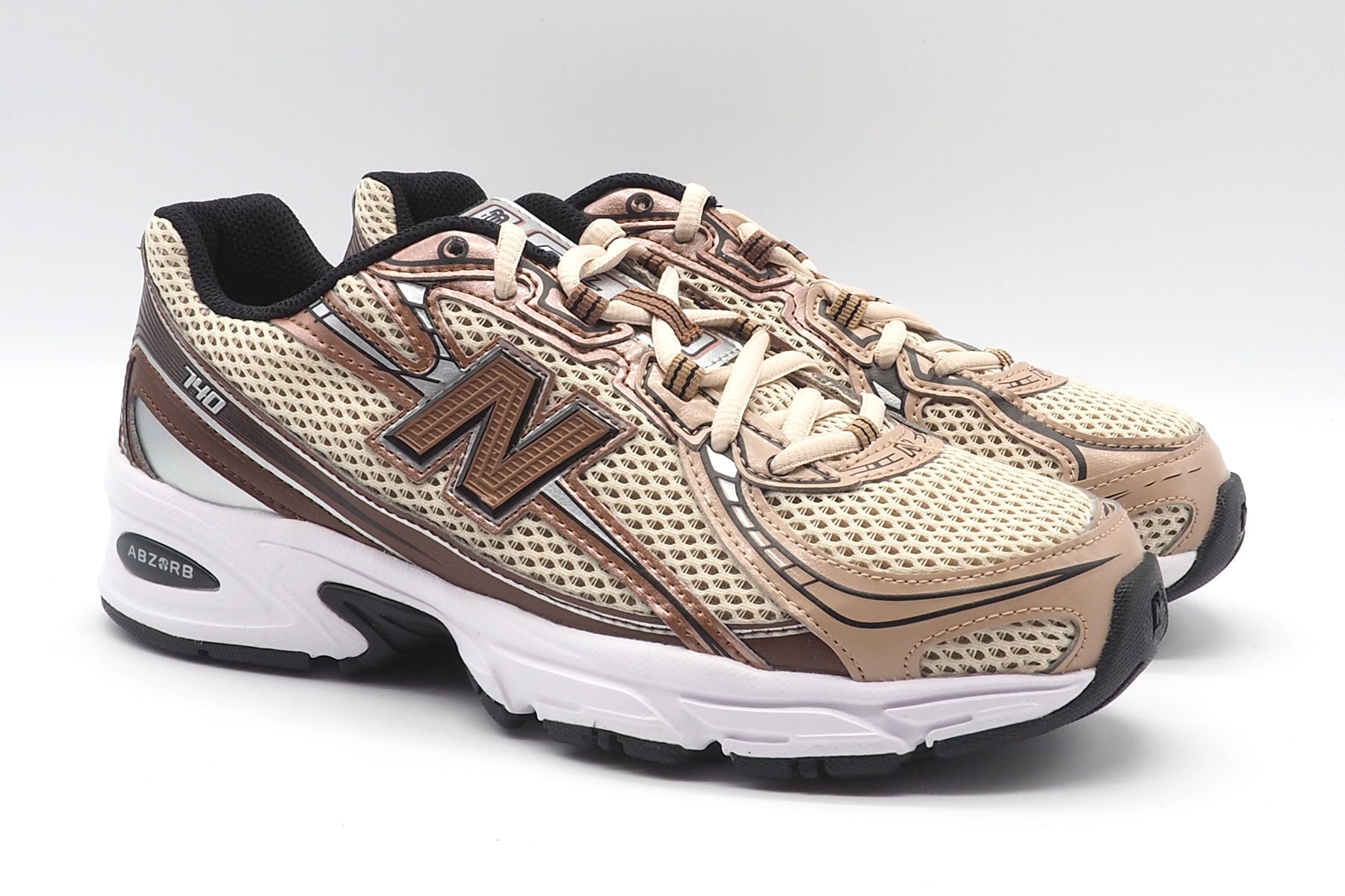 Stylischer Damen Sneaker 740 aus Mesh & Eco-Pelle in Neutral Damen Sneaker New Balance 