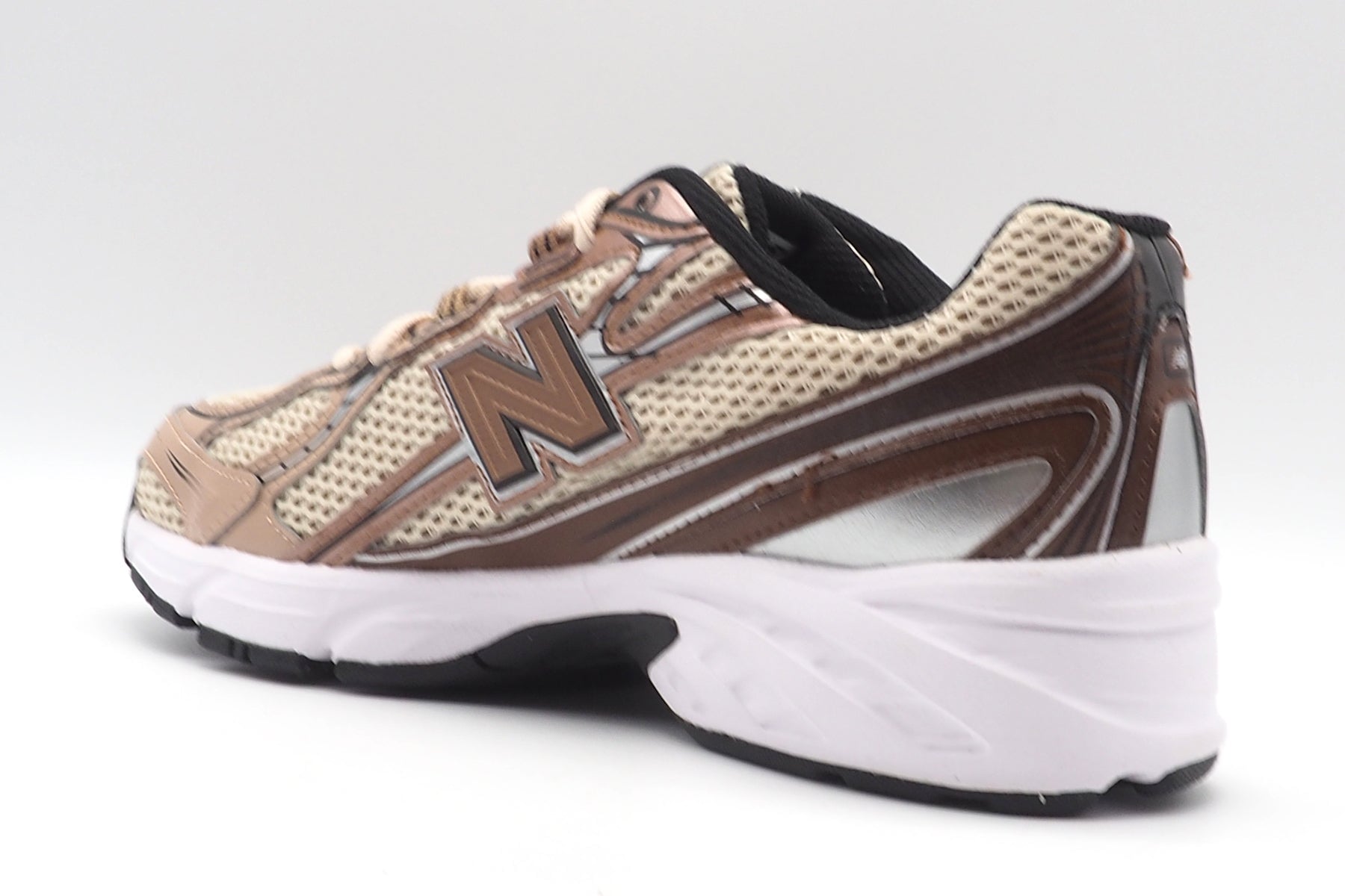 Stylischer Damen Sneaker 740 aus Mesh & Eco-Pelle in Neutral Damen Sneaker New Balance 