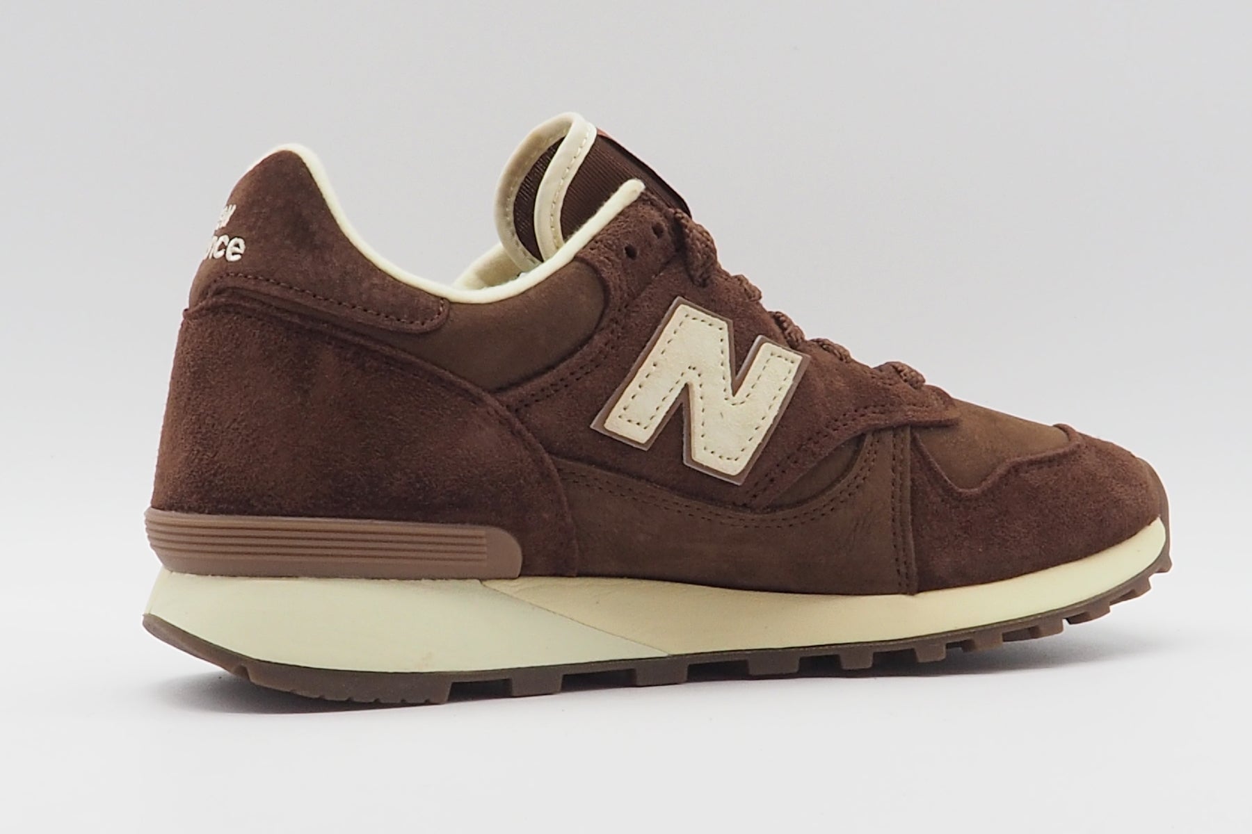 Stylischer Herren Sneaker 475 aus Nubukleder in Rotbraun Herren Sneaker New Balance 