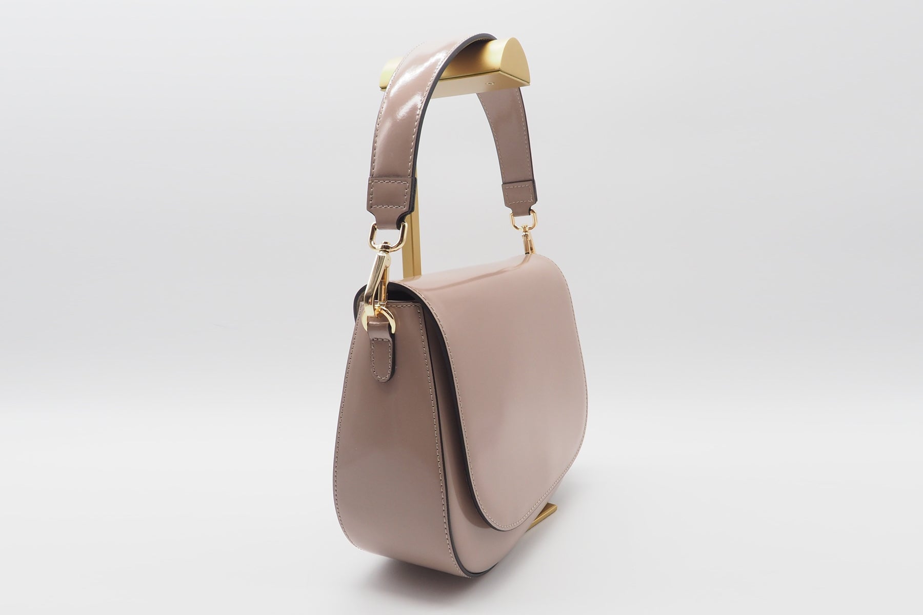 Damen Crossbody- & Schultertasche aus Glattleder in Rosa Taschen Crossnbody & Schultertaschen Nina Hill 