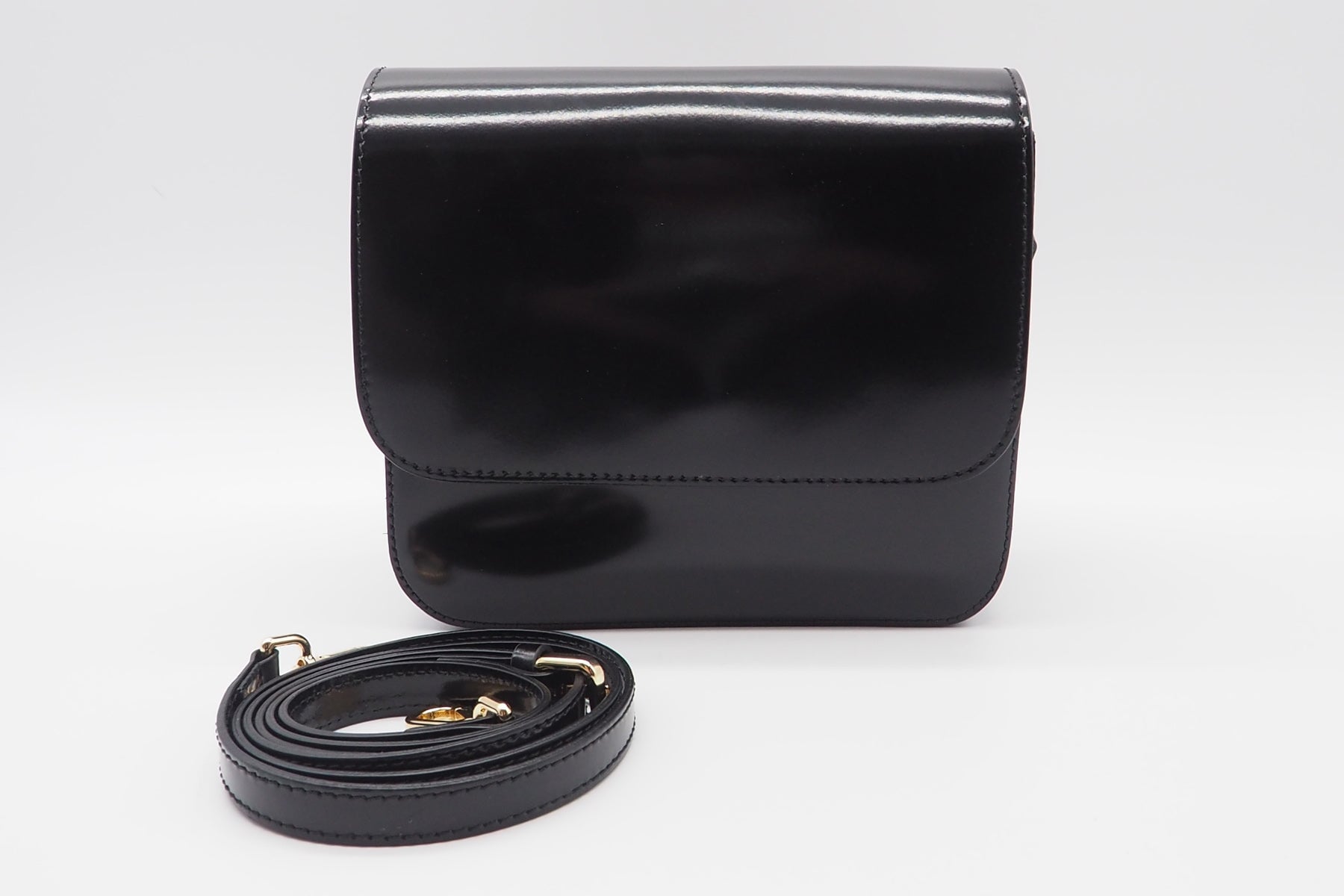 Damen Crossbody- & Schultertasche aus Glattleder in Schwarz Taschen Crossnbody & Schultertaschen Nina Hill 