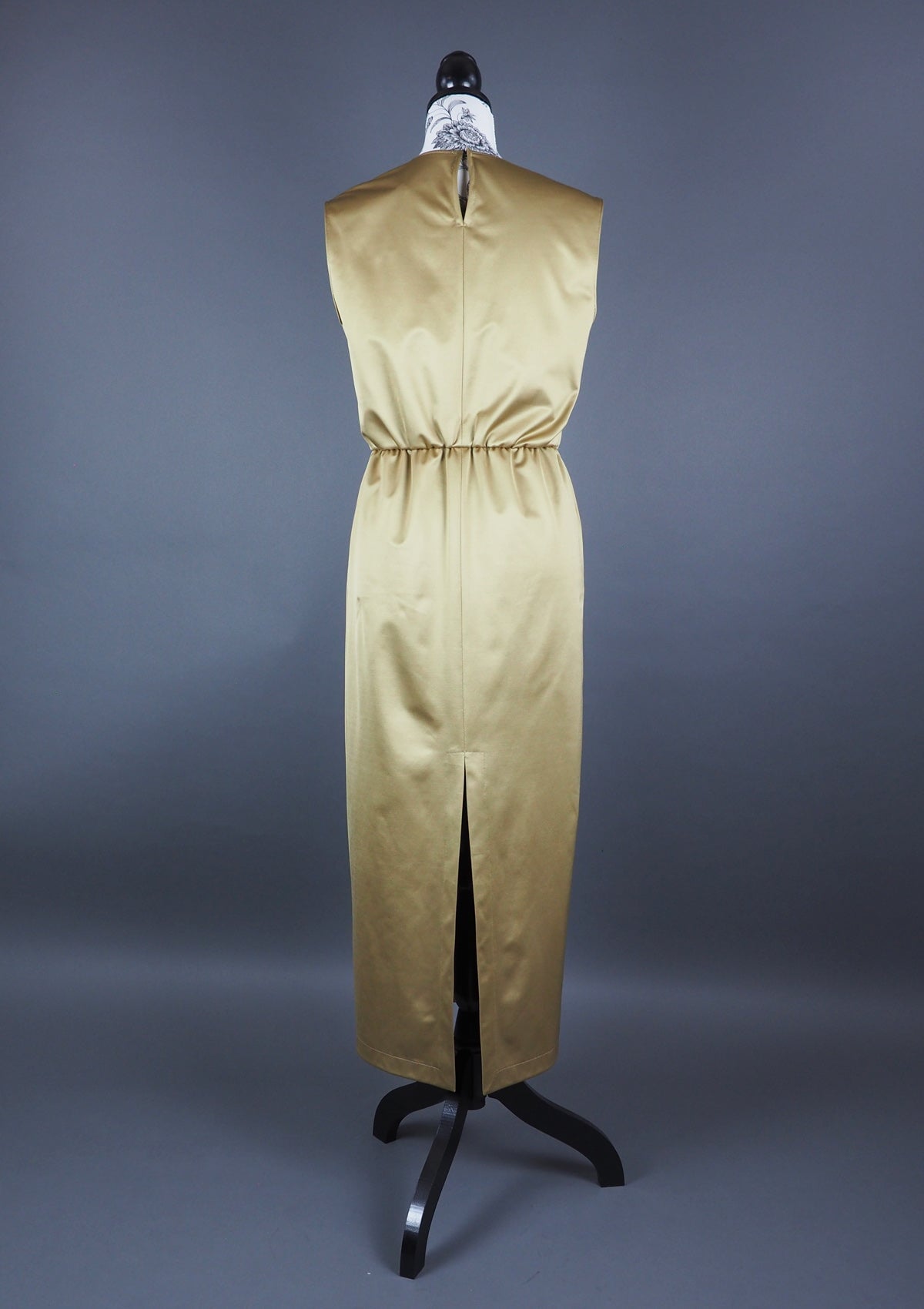 Damen Kleid aus Satin-Stretch in Gold Damen Kleid Harris Wharf London 