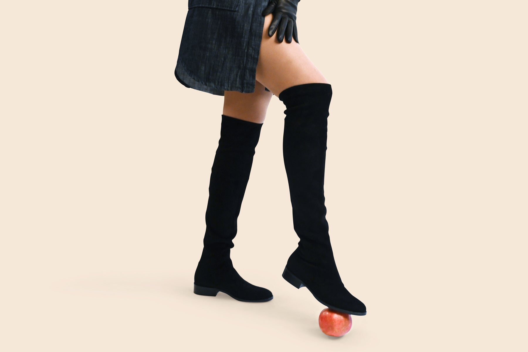 Damen Overknee-Stiefel aus Veloursleder in Schwarz - Absatz 3cm Damen Stiefel Lorenzo Masiero 
