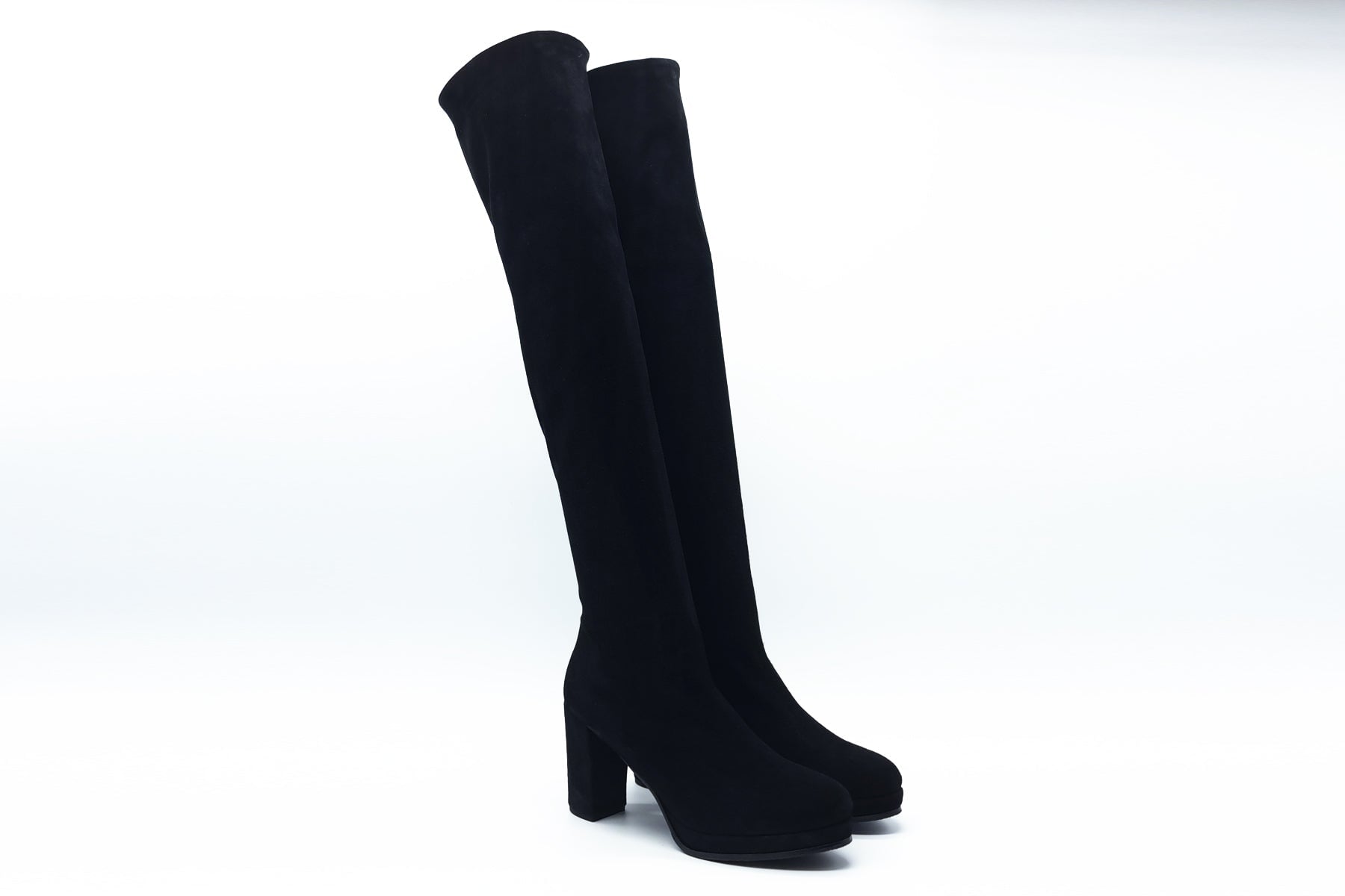 Damen Overknee-Stiefel aus Veloursleder in Schwarz - Absatz 8cm Damen Stiefel Lorenzo Masiero 