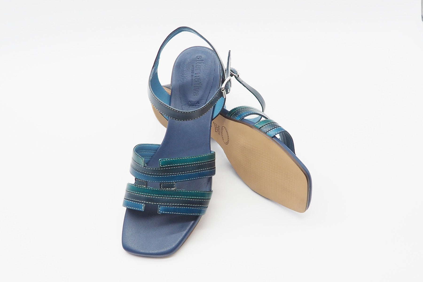 Damen Patchwork-Sandele aus Leder in Blaunuancen Damen Sandalen Alternativa