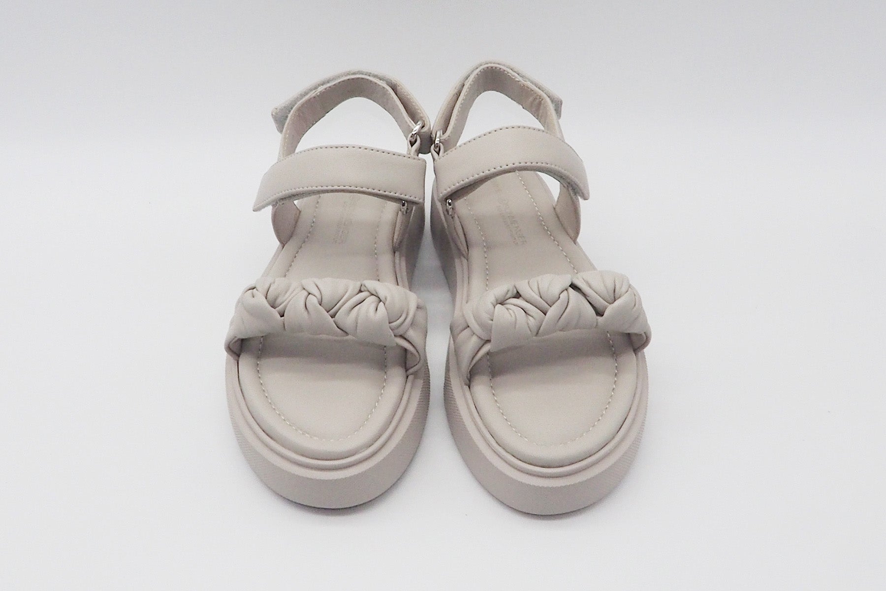 Damen Plateau-Sandale aus Nappaleder in Creme Damen Sandalen Kennel & Schmenger