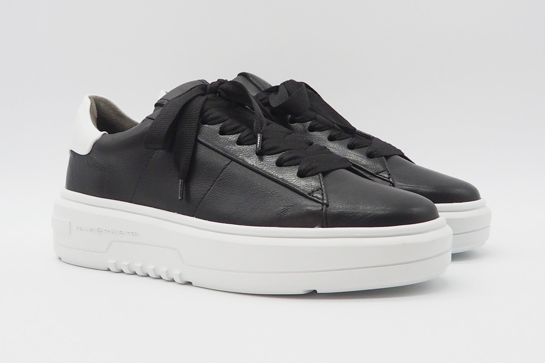 Nike Shoes Nike Schuhe Damen Schwarz Weiße Sohle Schwarze