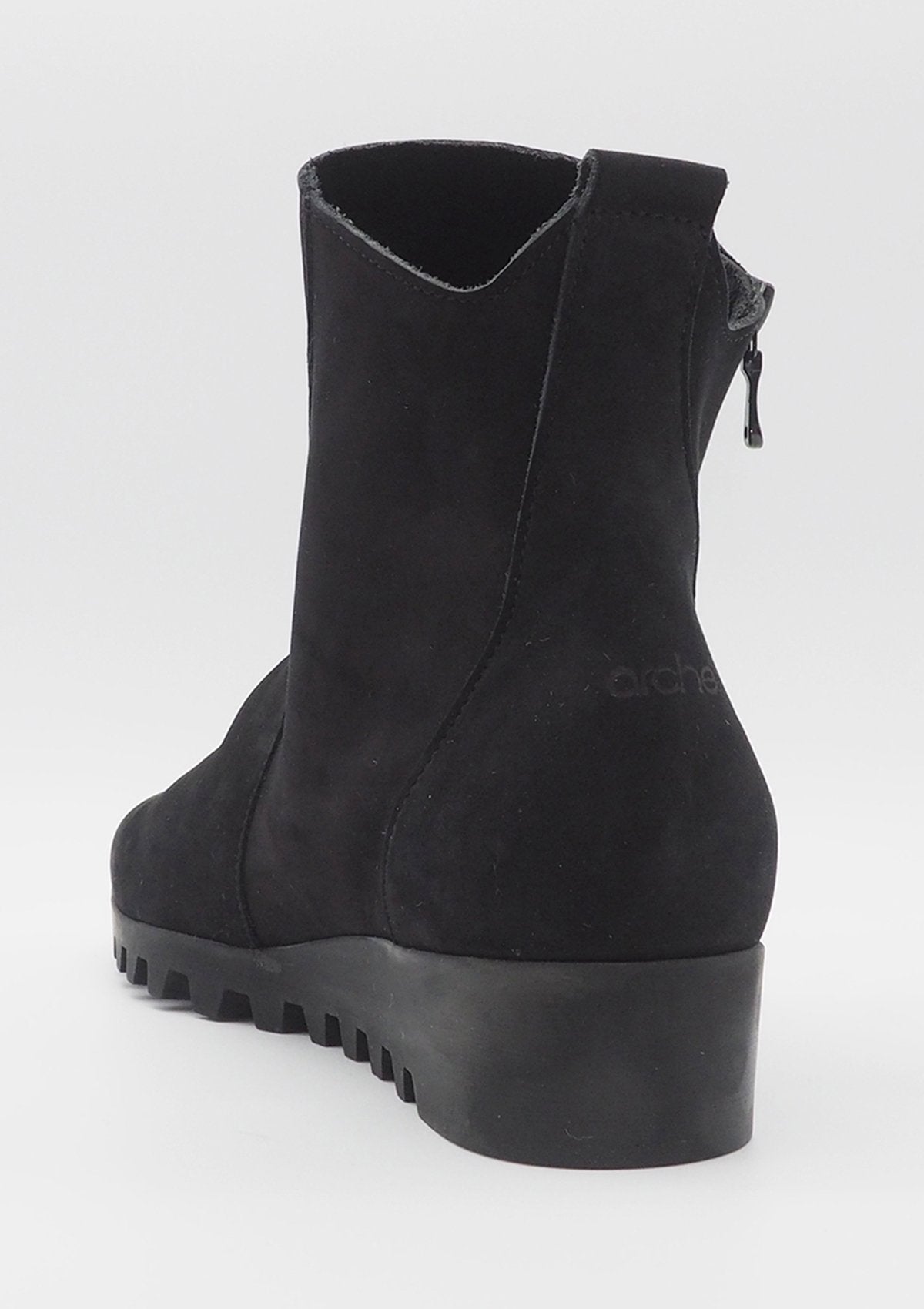 Damen Stiefelette aus Nubukleder in Schwarz Damen Stiefeletten Arche