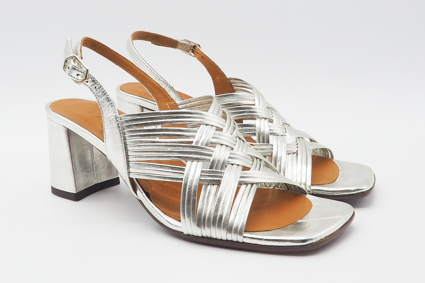Edle Damen Absatz-Sandale aus Metallicleder in Silber - Absatz 6cm - Lubeya Damen Sandalen Chie Mihara 