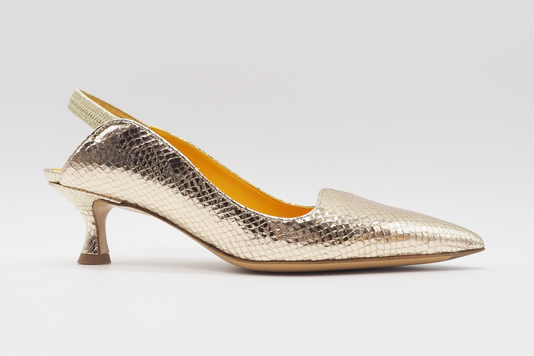 Edle Damen Slings aus Metallicleder in Gold - Absatz 5cm - Naomi Damen Pumps & Slings Mara Bini 