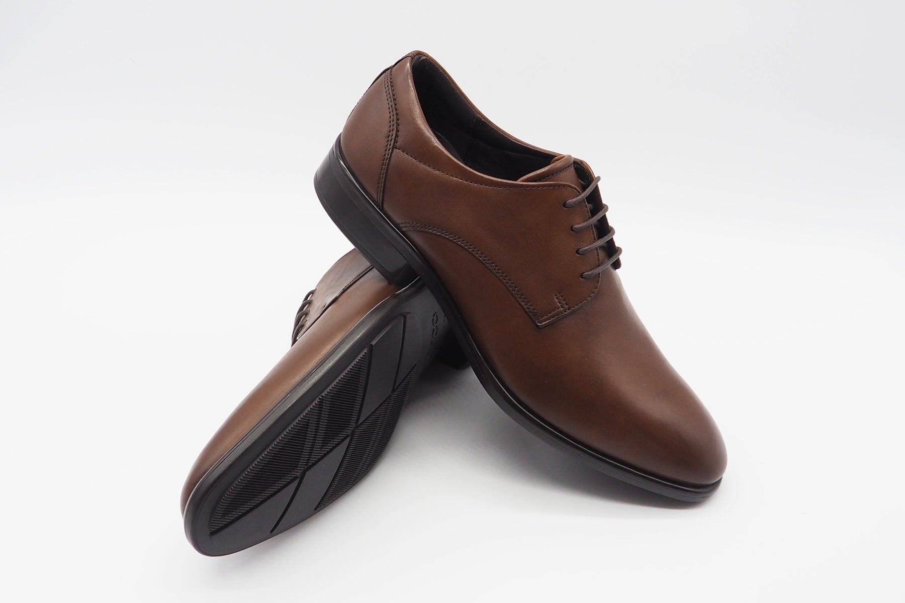 Eleganter Herren Schnürschuh aus Glattleder in Braun - Citytray Herren Klassik modern Ecco 