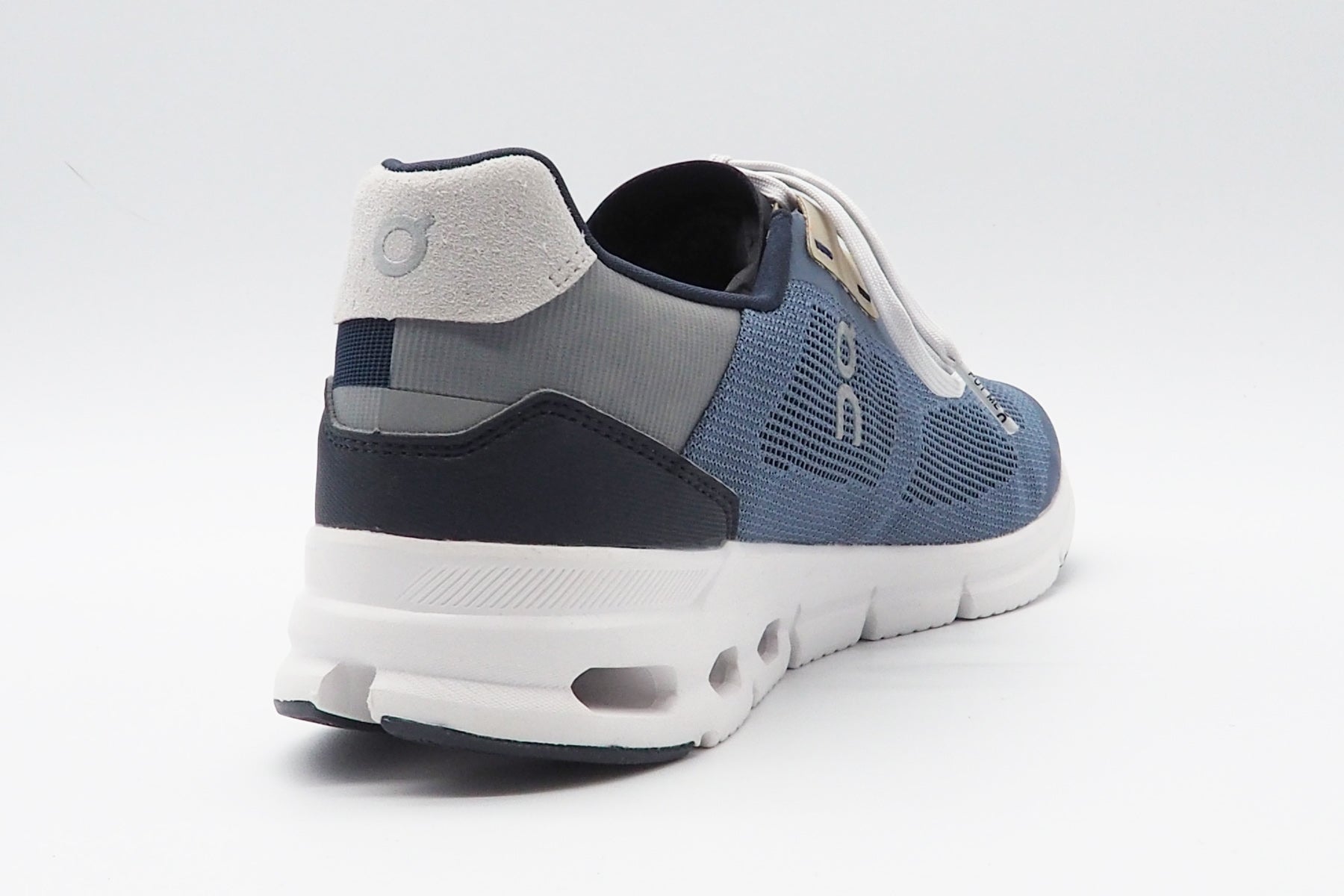 Herren Sneaker "Cloudrift" aus Mesh in Metal & Navy Herren Sneaker On 