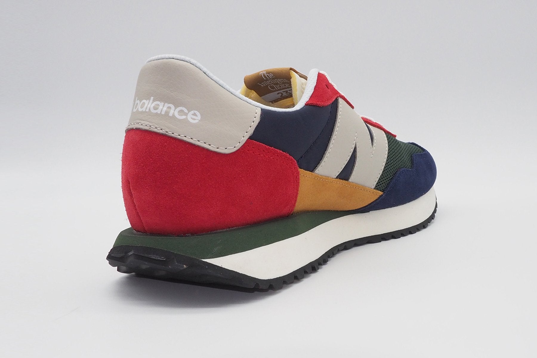Herren Sneaker im Stil der 80er Jahre in Multicolor
