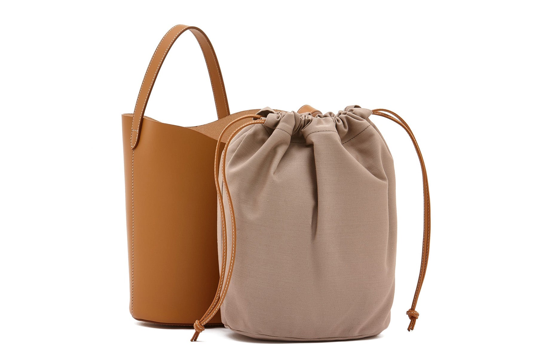 Schultertasche aus Leder in Natural - herausnehmbares Baumwoll-Canvas-Futter mit Kordelzug aus Leder Taschen Crossbody & Schultertaschen Il Bisonte 